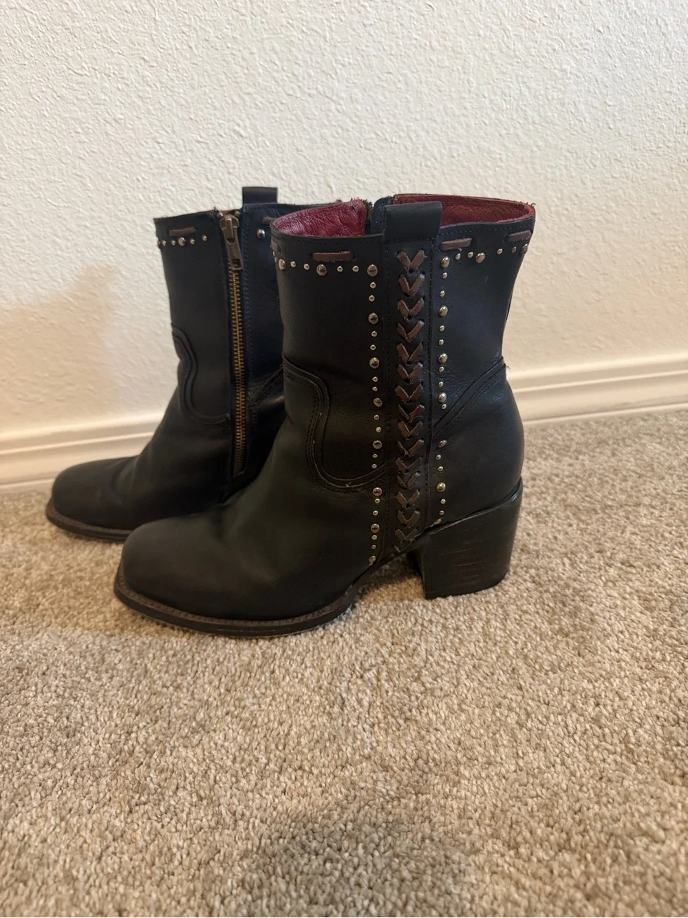 Women's Freebird Duke Boot Size 8